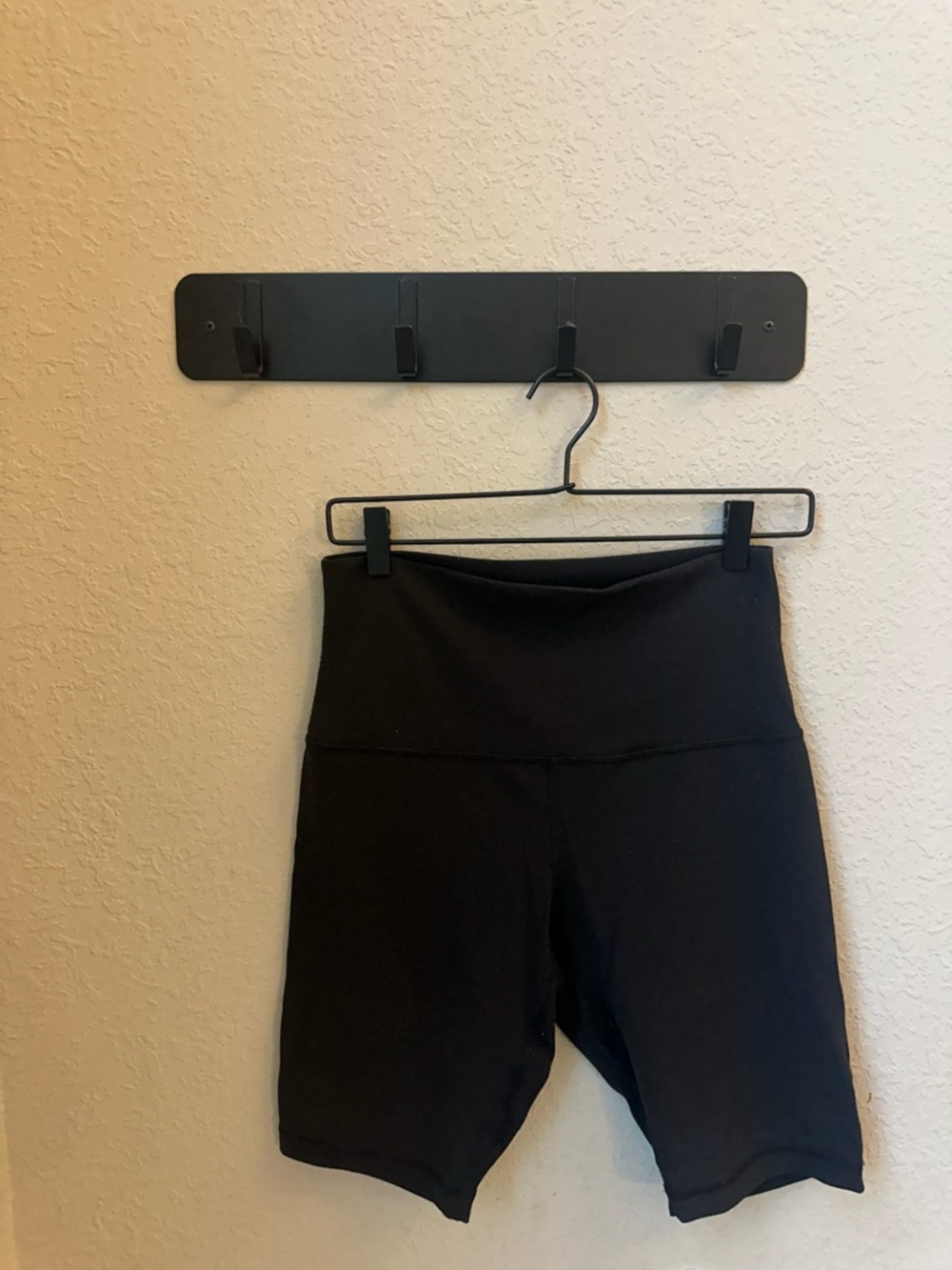 Lululemon Align Super-High-Rise 10” Shorts Size 10 Black
